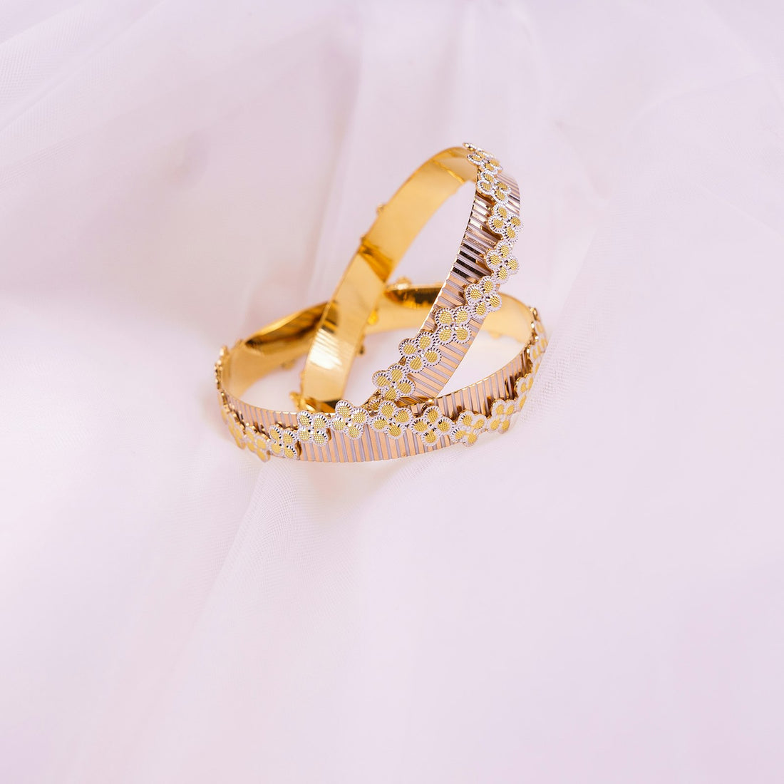 Split Shank Engagement Rings: Style, Strength and Wedding Band Fit