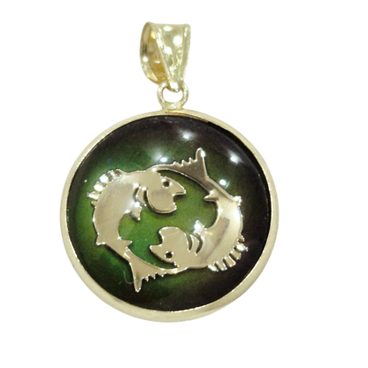14K Pisces Gold Zodiac Pendant | Changing Colour Mood Stone | Qutahia Jewellery