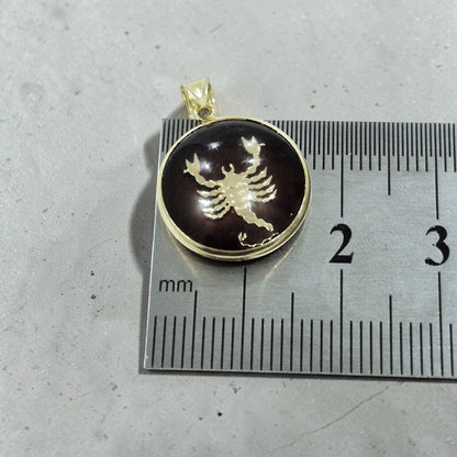 14K Scorpio Gold Zodiac Pendant | Changing Colour Mood Stone | Qutahia Jewellery