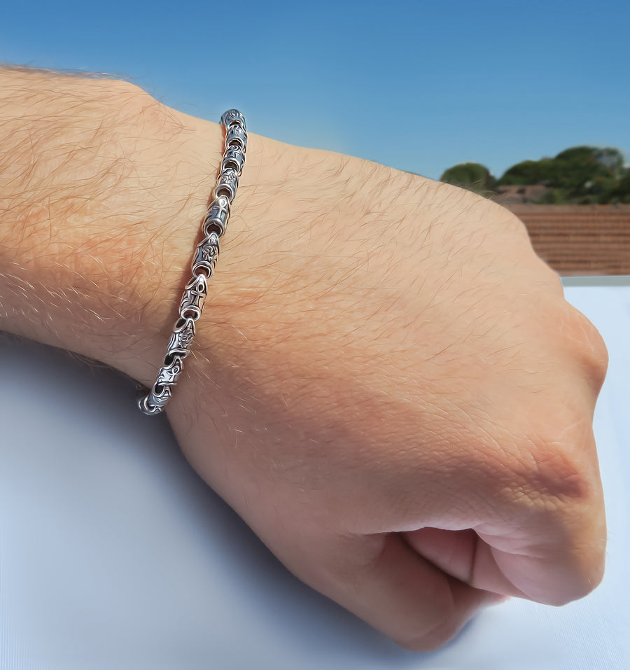 Gents Silver Bracelet in 925 sterling silver by Qutahia Jewellery.